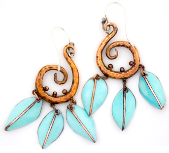 Forged copper with turquoise leaves - earrings